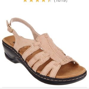 Clark’s Sandals Size 6